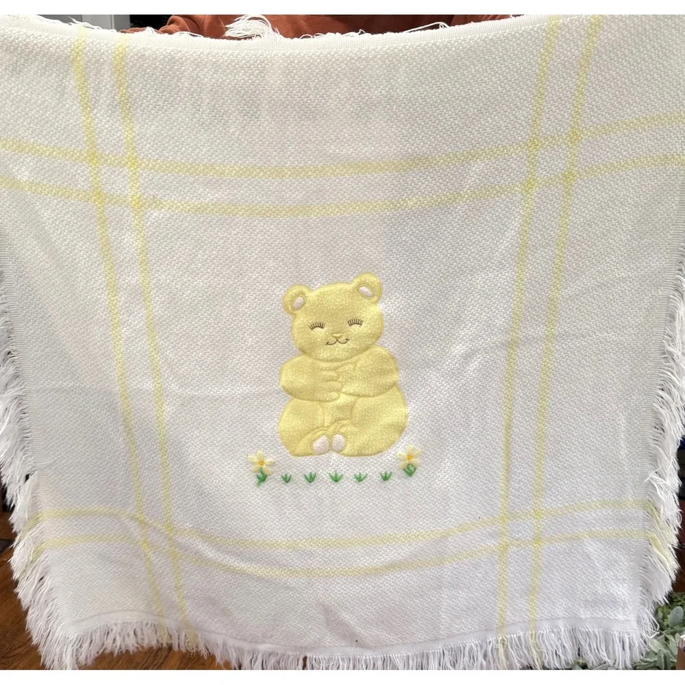 Vintage Welcome Home Baby Blanket Unisex OS White Yellow Excellent Plaid Bear